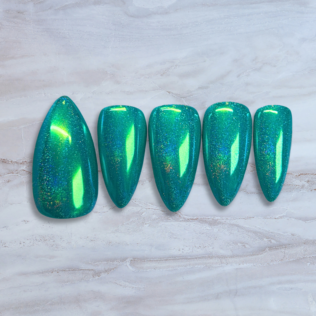 Cat Eyes & Chromes